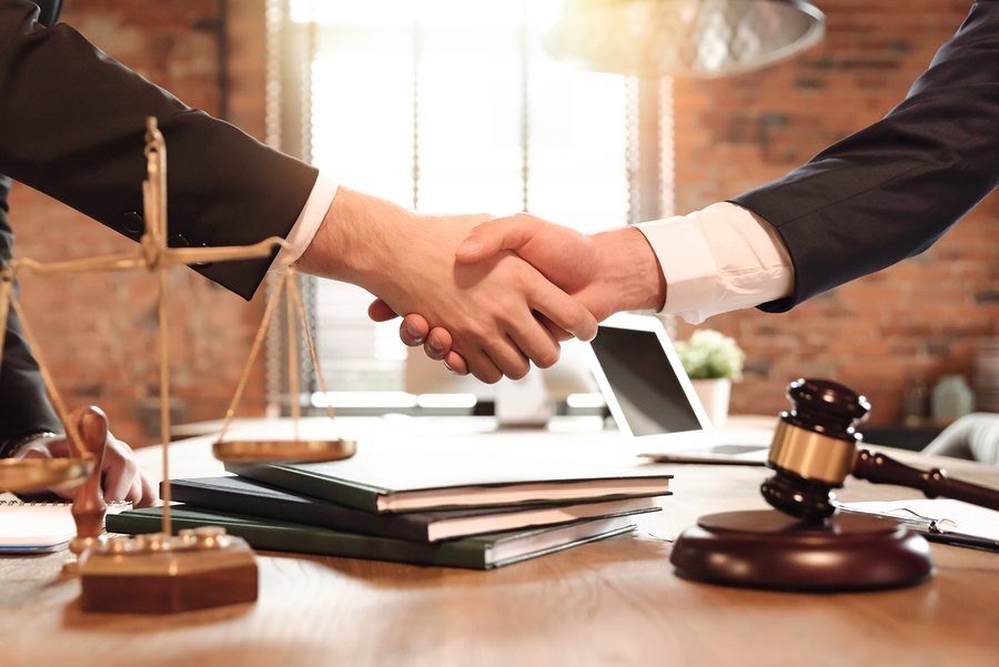 How to Choose the Right Insurance Claim Lawyer for You | Chip Merlin